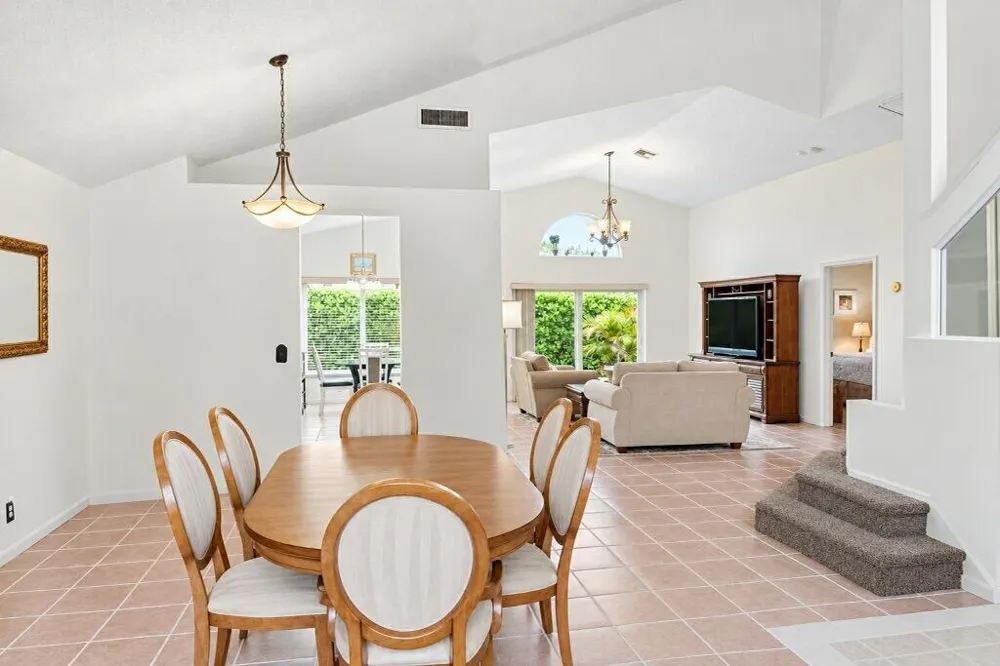 2235 SOUNDINGS COURT 33413