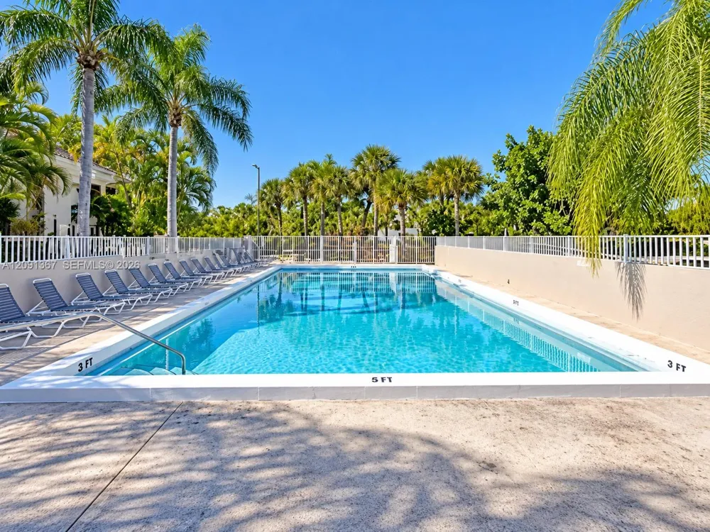 13255 SW 88th Ln #402-CS Miami, FL 33186