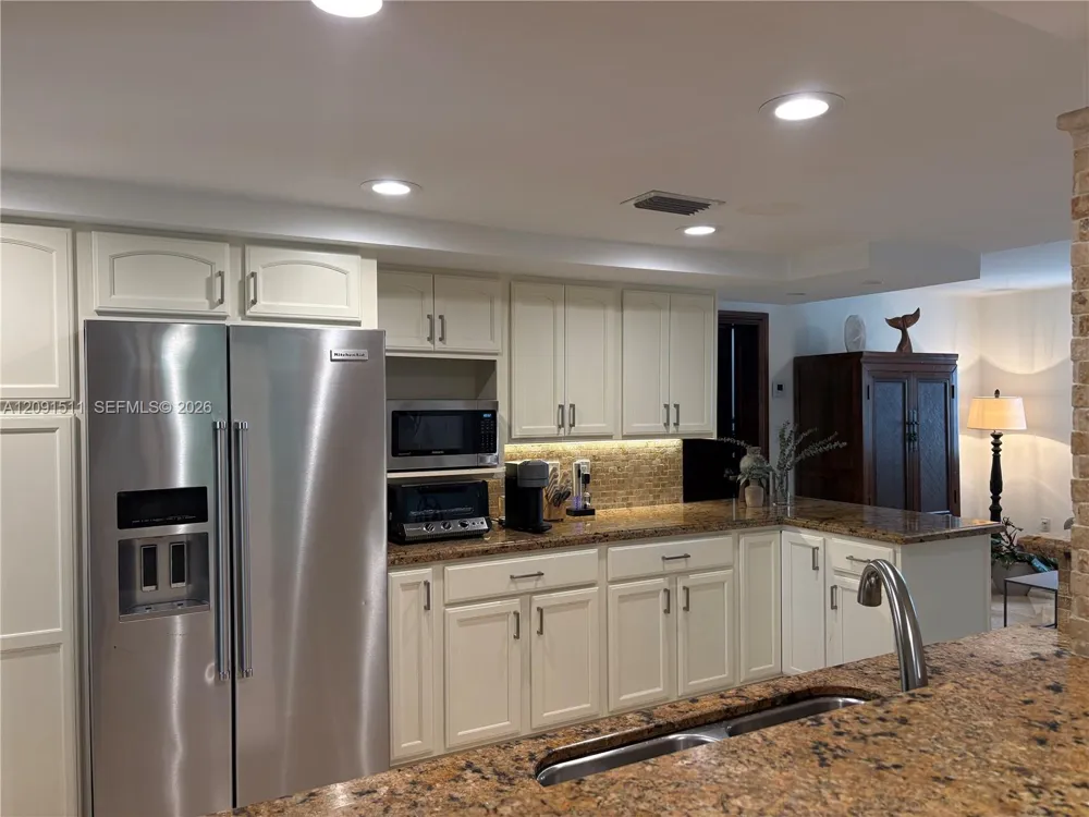 6610 SW 104th Ct Miami, FL 33173