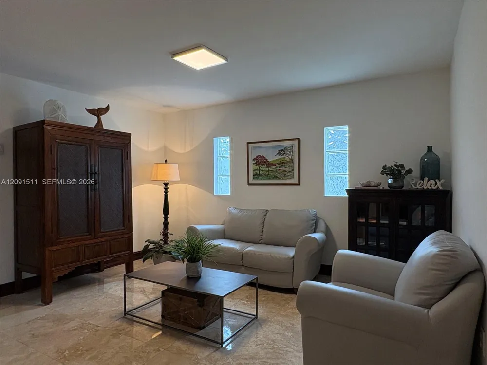 6610 SW 104th Ct Miami, FL 33173