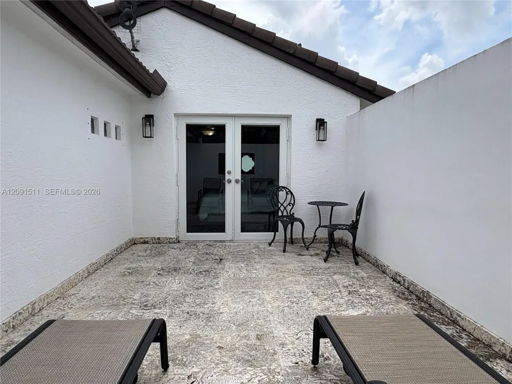 6610 SW 104th Ct Miami, FL 33173
