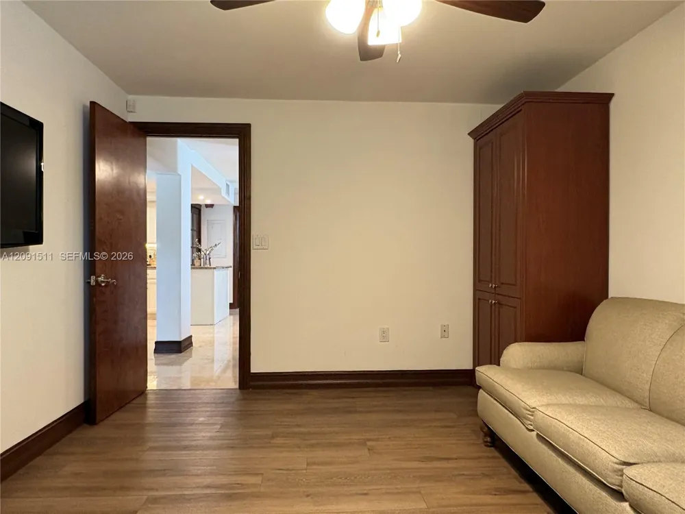 6610 SW 104th Ct Miami, FL 33173