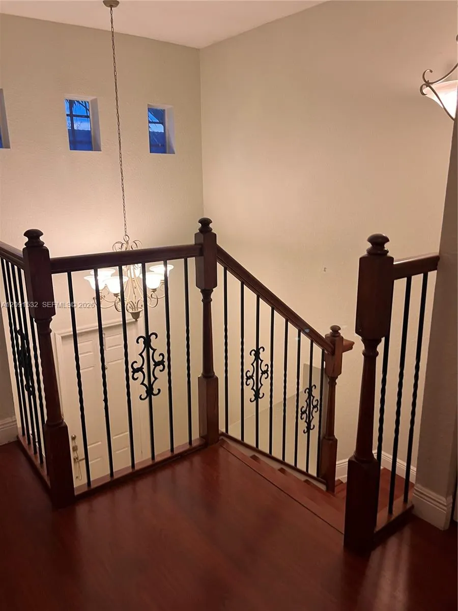 15257 SW 8th Way Miami, FL 33194