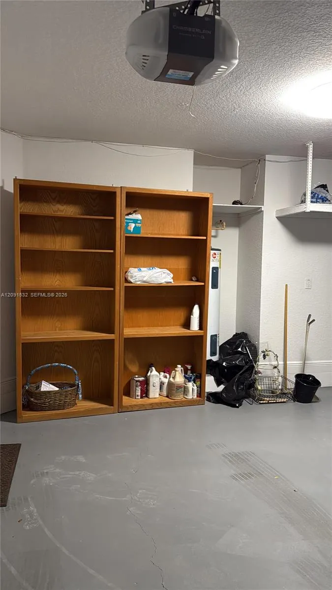 15257 SW 8th Way Miami, FL 33194