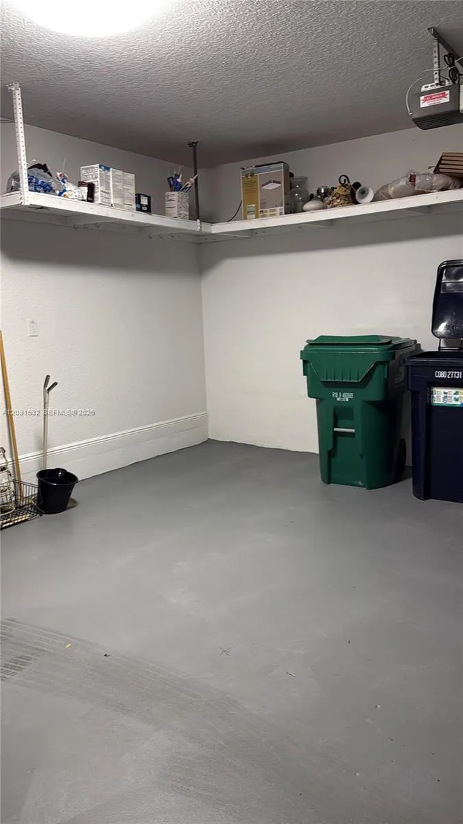 15257 SW 8th Way Miami, FL 33194