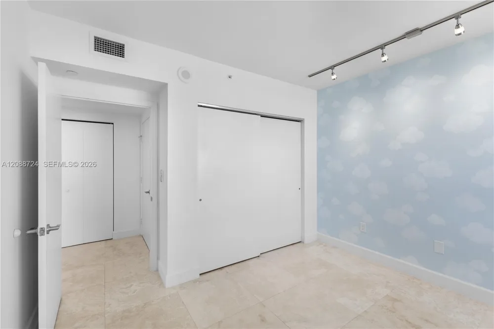 1330 West Ave #1111 Miami Beach, FL 33139