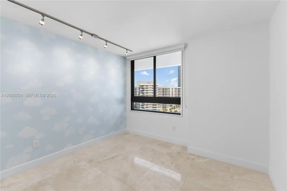 1330 West Ave #1111 Miami Beach, FL 33139