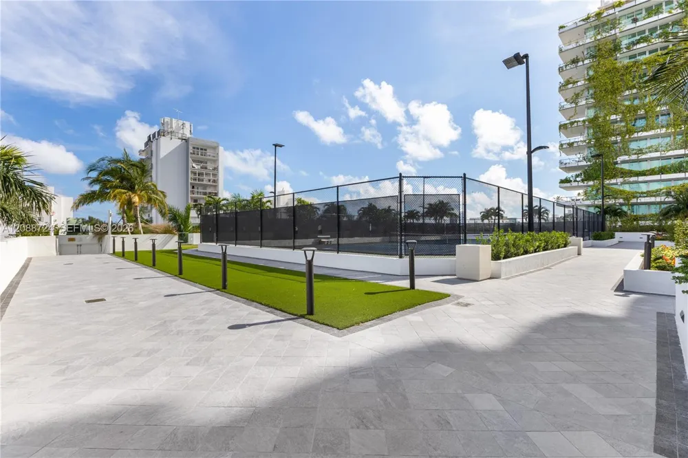 1330 West Ave #1111 Miami Beach, FL 33139