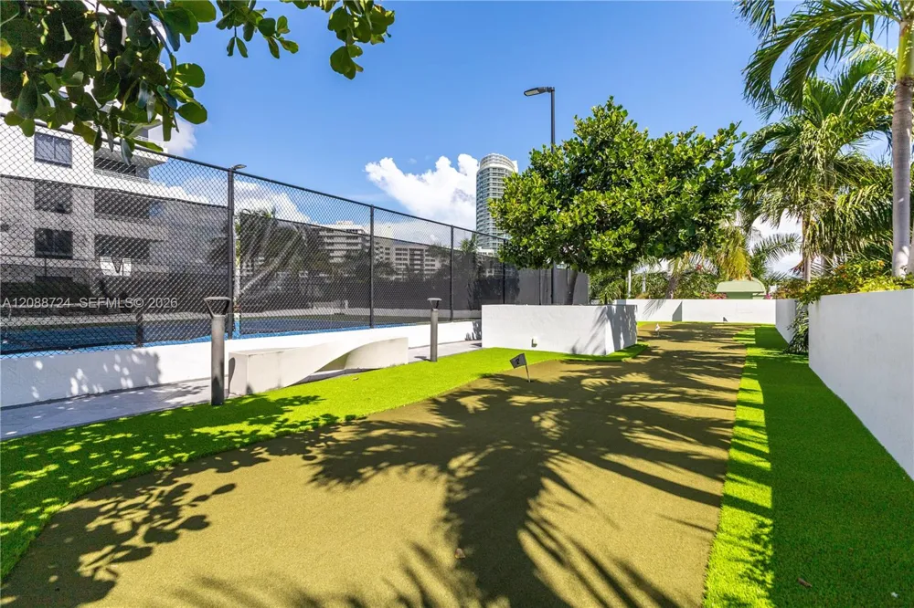 1330 West Ave #1111 Miami Beach, FL 33139