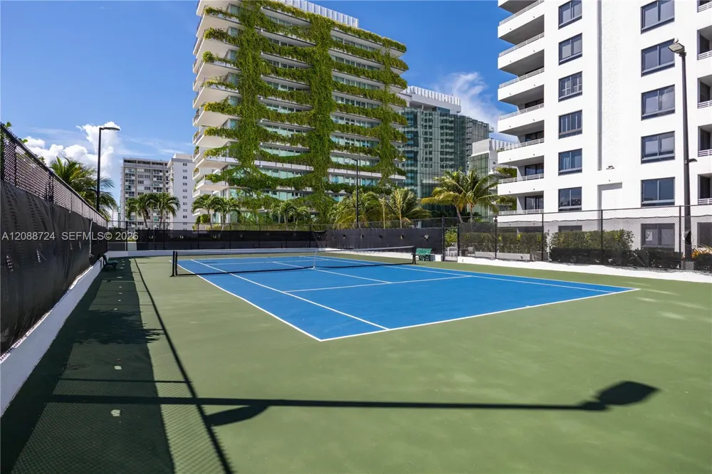 1330 West Ave #1111 Miami Beach, FL 33139