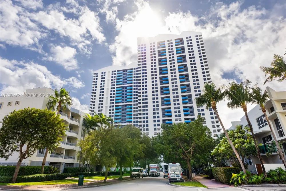 1330 West Ave #1111 Miami Beach, FL 33139