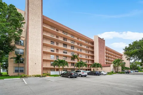 14623 Bonaire Boulevard #205