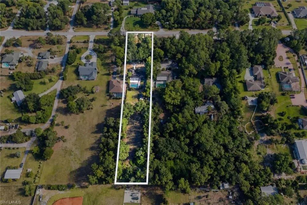 6200 Sea Grass Lane Naples, FL 34116
