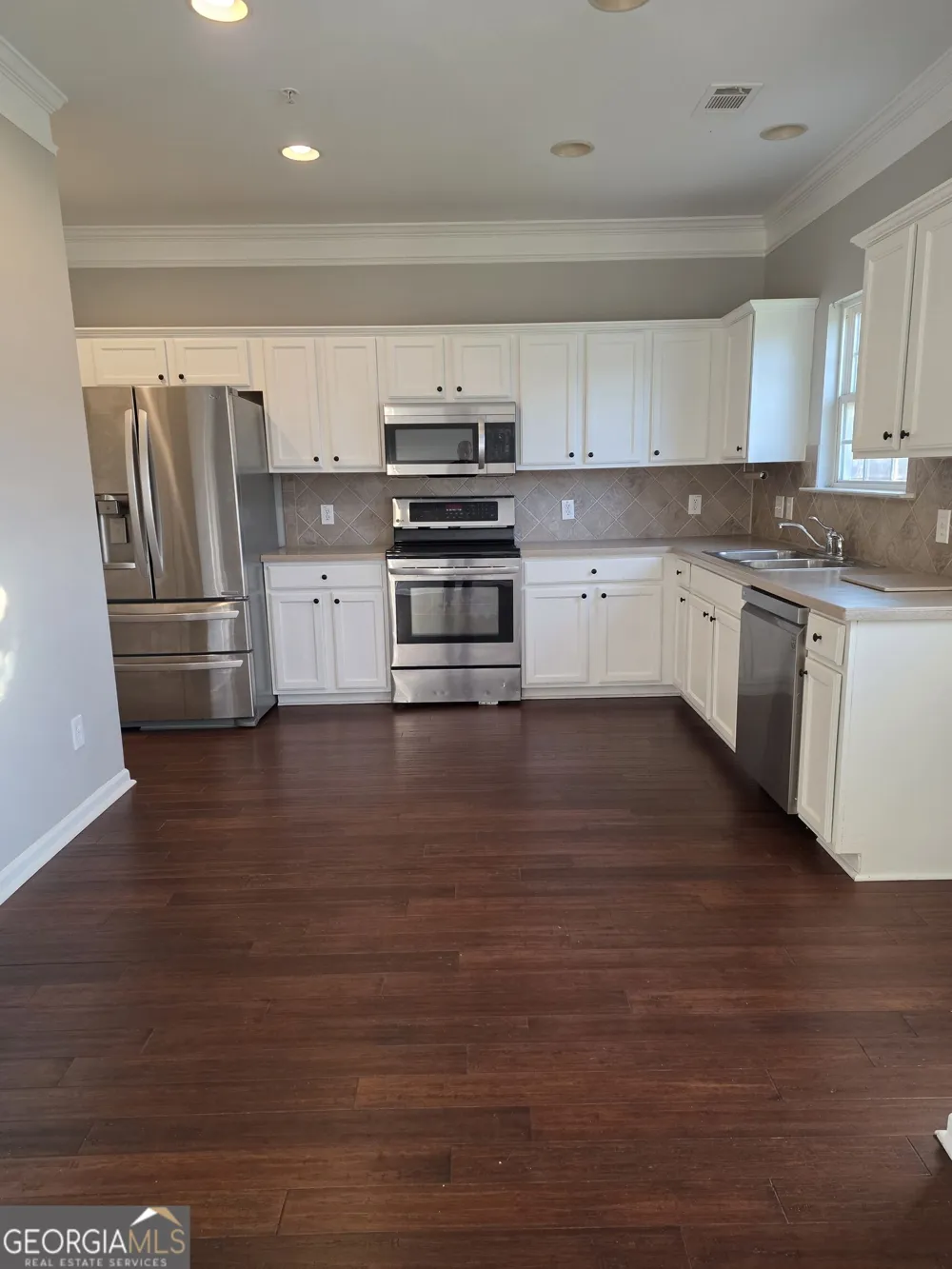 2432 Black Forest DR Conyers, GA 30012