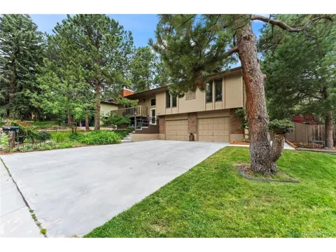 6260 Garlock Way