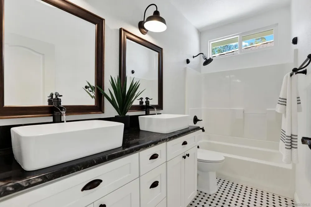 4350 Milano Way Oceanside, CA 92057