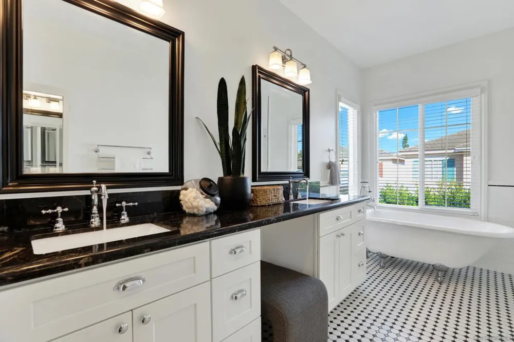 4350 Milano Way Oceanside, CA 92057