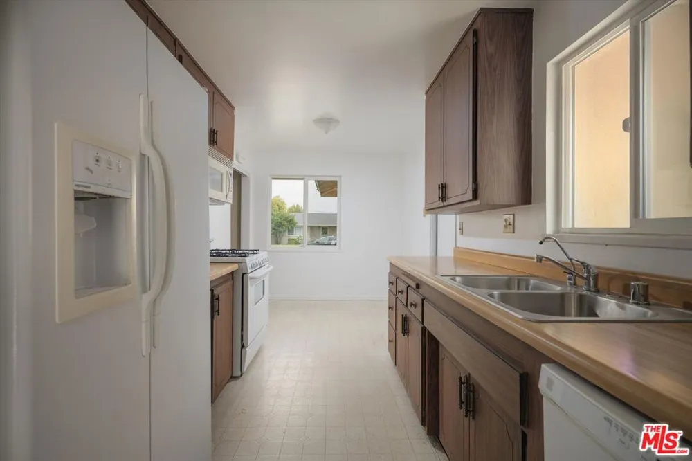 708 Loma Way Santa Maria, CA 93455
