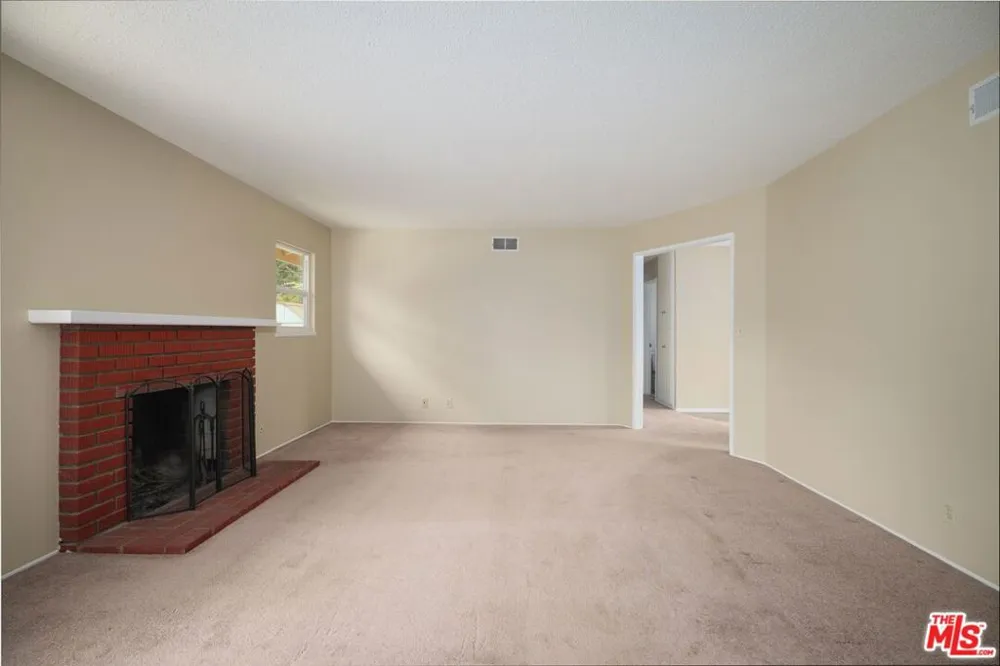 708 Loma Way Santa Maria, CA 93455