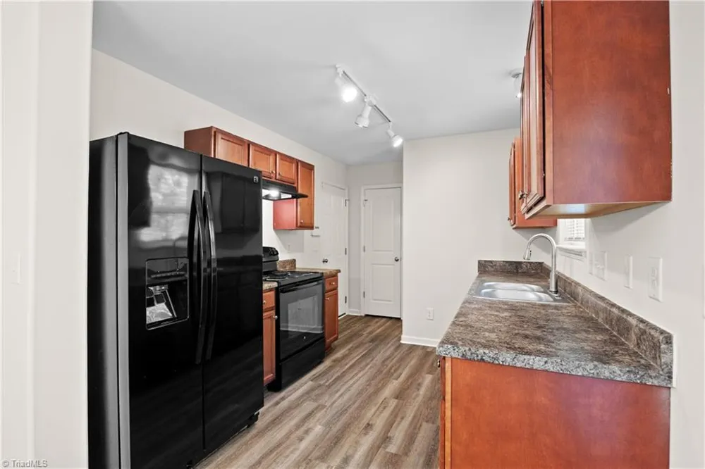 29 Leesford Trail Greensboro, NC 27406
