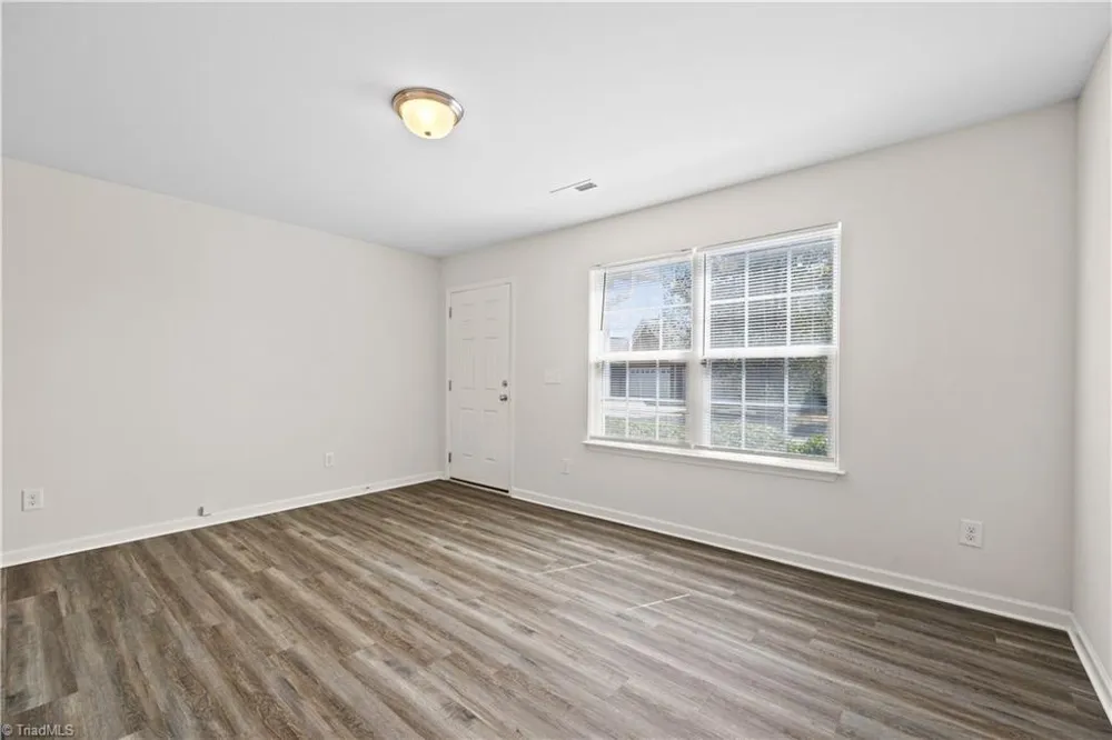 29 Leesford Trail Greensboro, NC 27406
