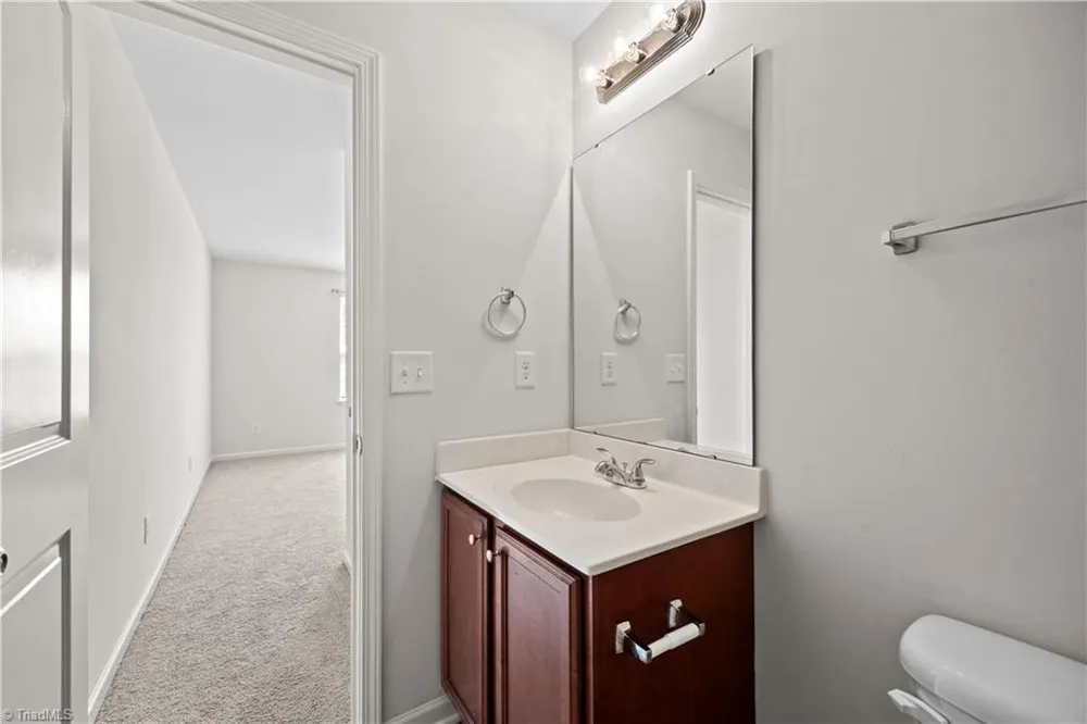 29 Leesford Trail Greensboro, NC 27406