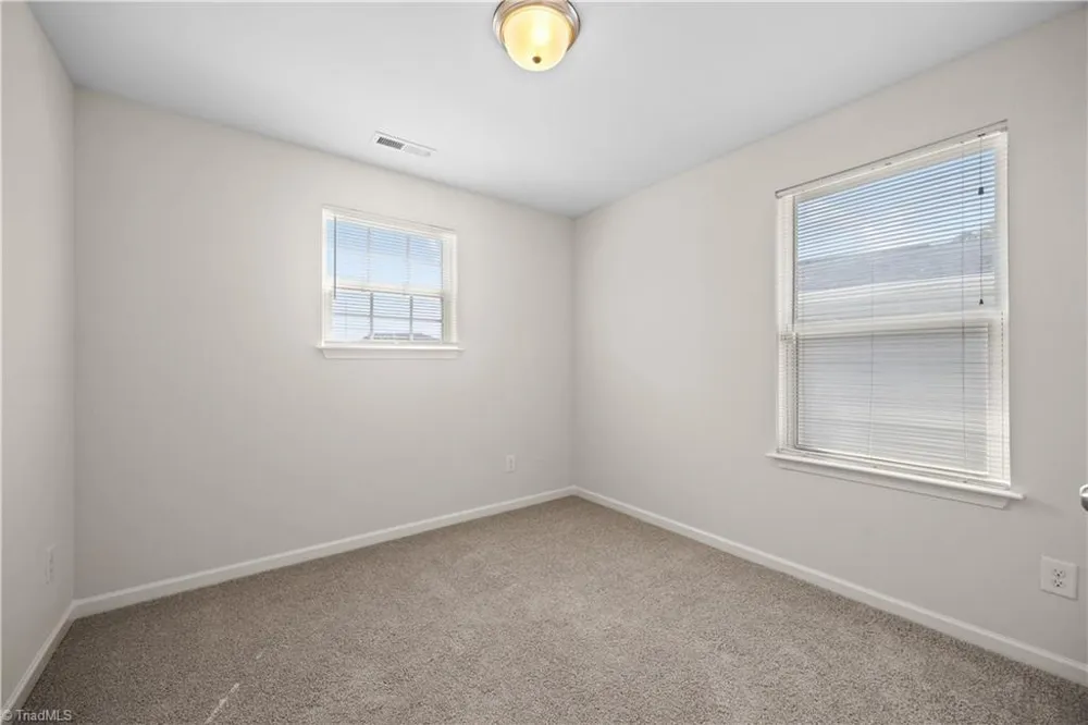 29 Leesford Trail Greensboro, NC 27406