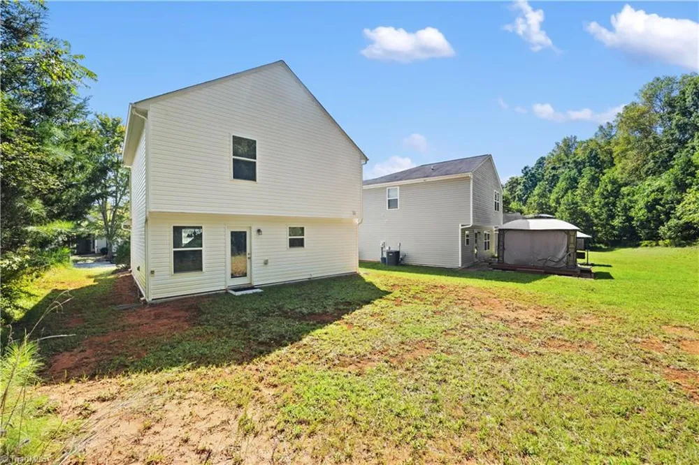 29 Leesford Trail Greensboro, NC 27406