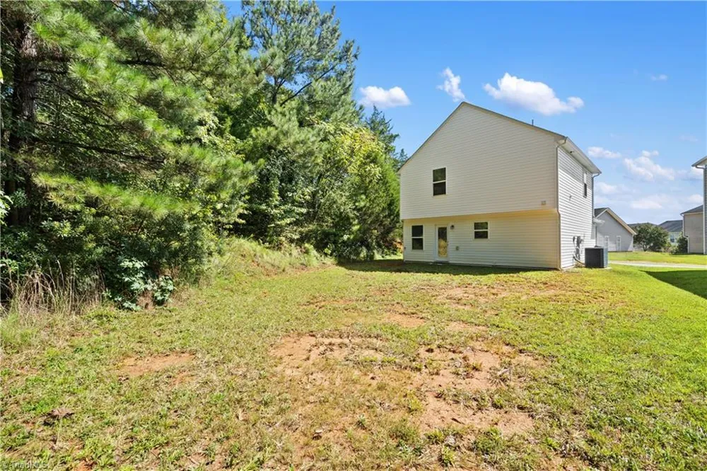 29 Leesford Trail Greensboro, NC 27406