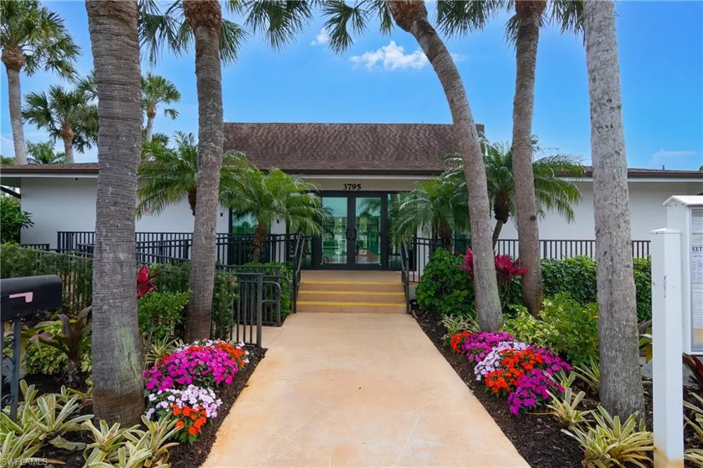 4073 Northlight Drive #1803 Naples, FL 34112