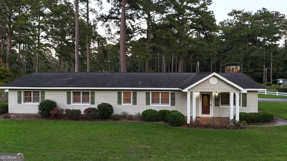 329 Perry Dairy RD Dublin, GA 31021