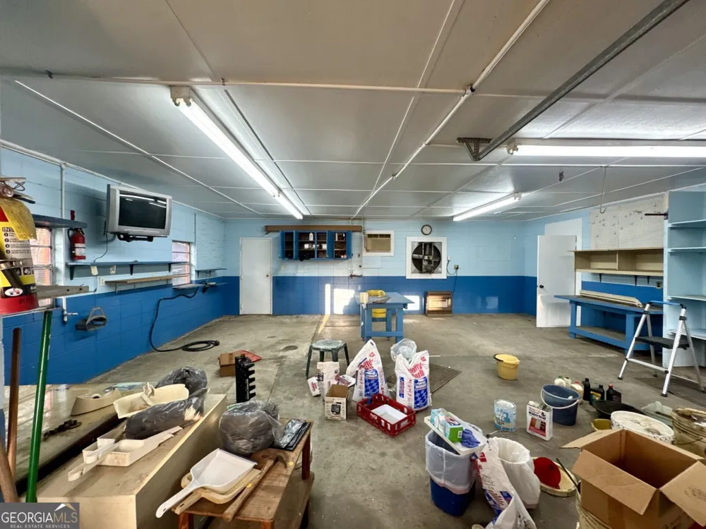 329 Perry Dairy RD Dublin, GA 31021