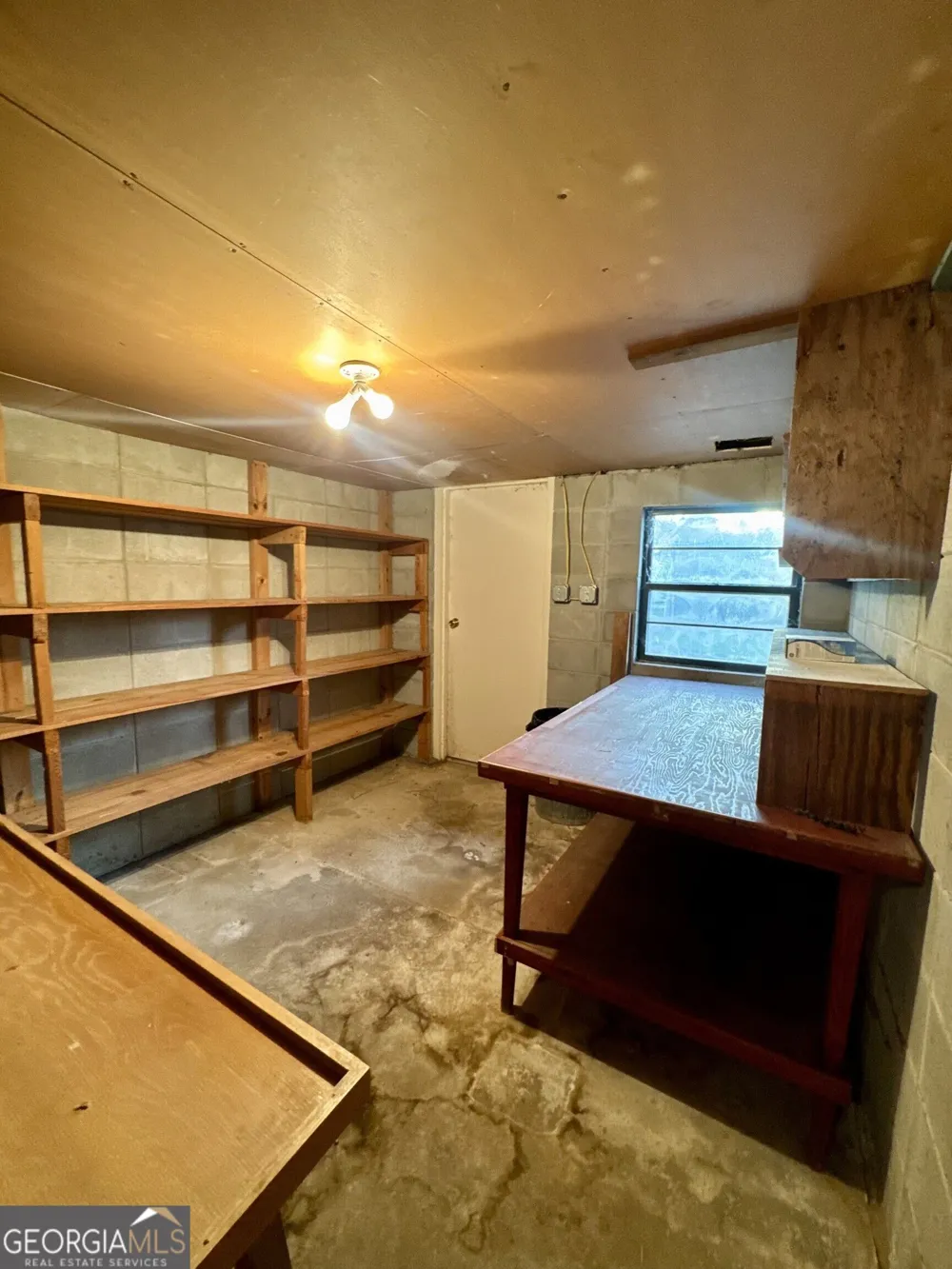329 Perry Dairy RD Dublin, GA 31021