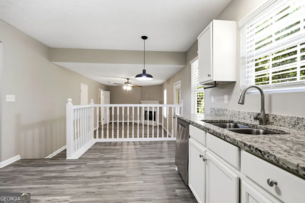 2201 Clayton RDG Lithonia, GA 30058