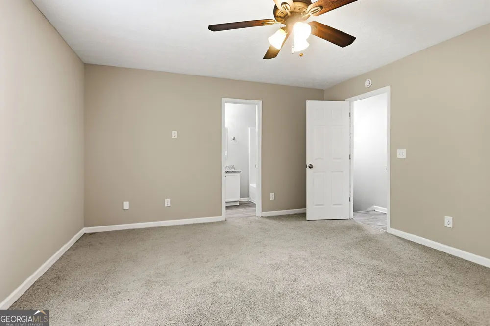 2201 Clayton RDG Lithonia, GA 30058