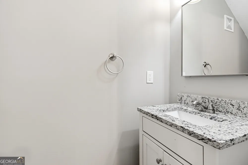 2201 Clayton RDG Lithonia, GA 30058