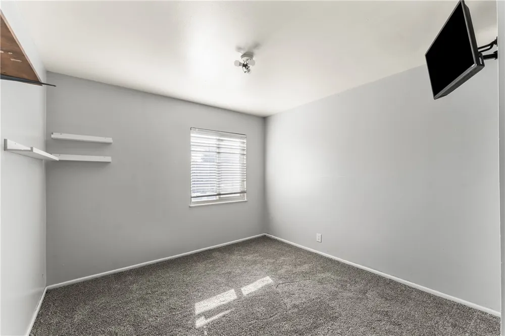 38457 31st E Palmdale, CA 93550