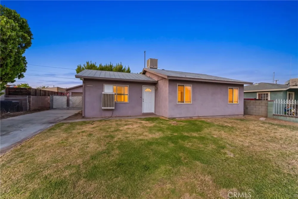 38457 31st E Palmdale, CA 93550