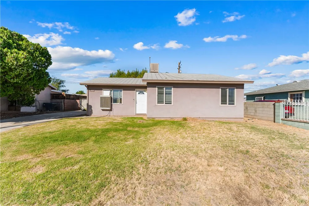 38457 31st E Palmdale, CA 93550