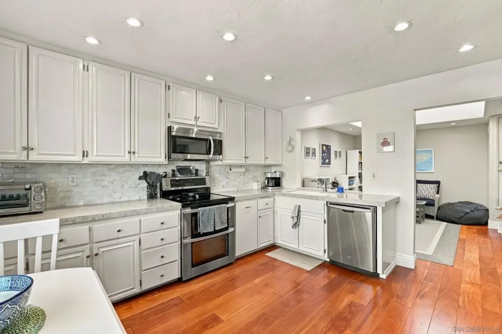17824 Villamoura Dr Poway, CA 92064