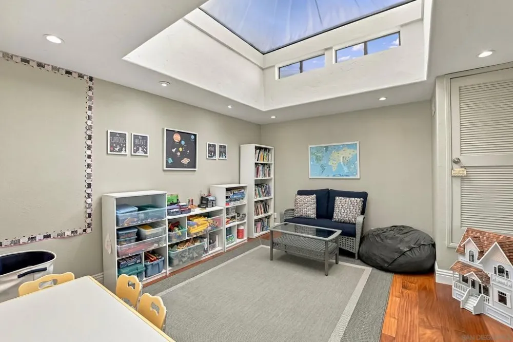 17824 Villamoura Dr Poway, CA 92064