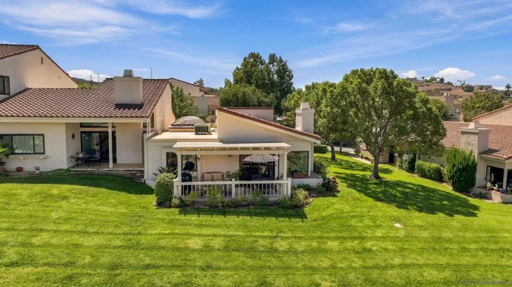 17824 Villamoura Dr Poway, CA 92064