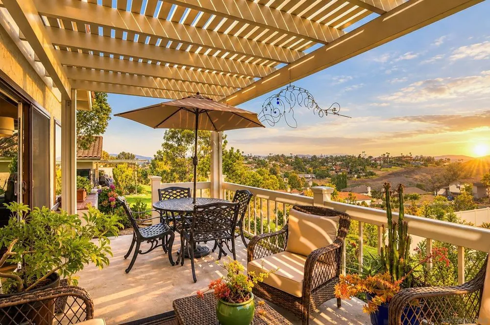 17824 Villamoura Dr Poway, CA 92064