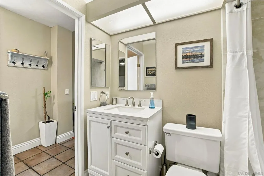 17824 Villamoura Dr Poway, CA 92064