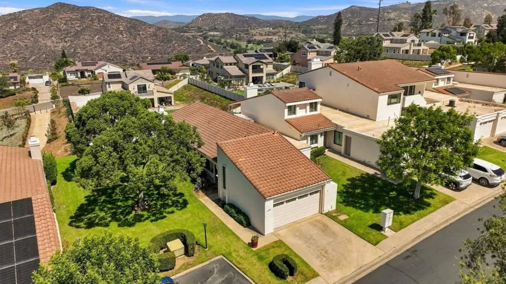 17824 Villamoura Dr Poway, CA 92064