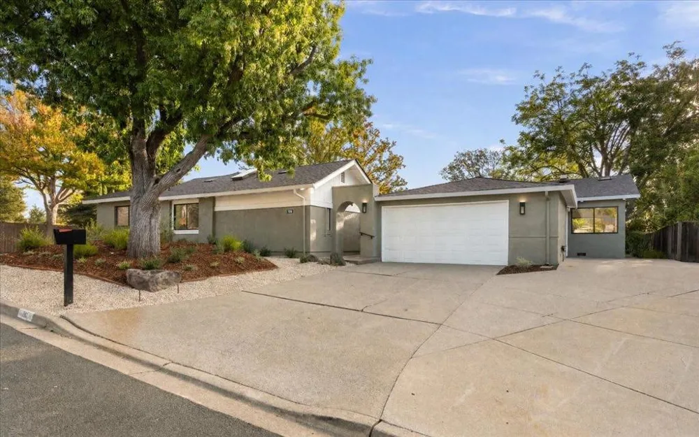 198 Greenwich Drive Pleasant Hill, CA 94523