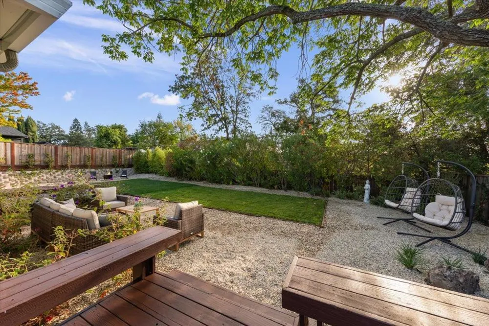 198 Greenwich Drive Pleasant Hill, CA 94523