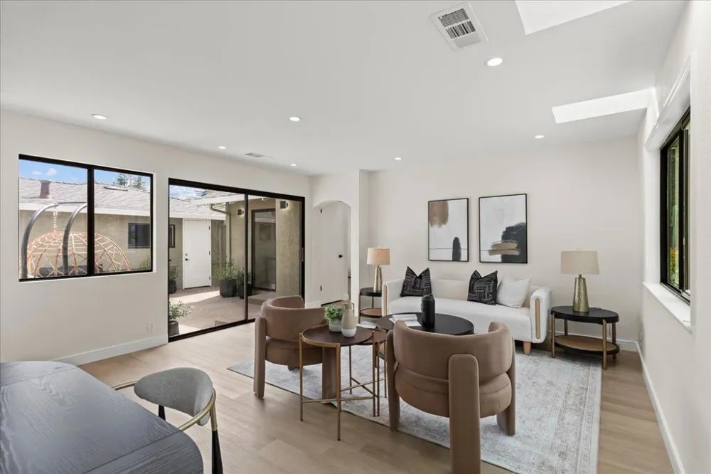 198 Greenwich Drive Pleasant Hill, CA 94523