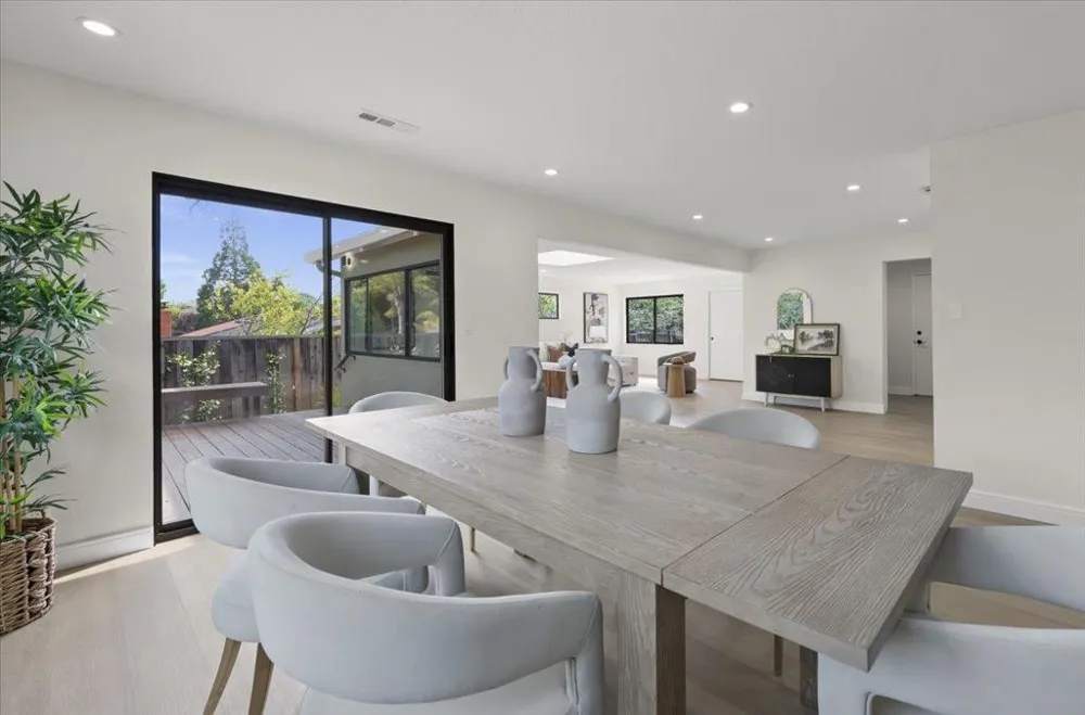 198 Greenwich Drive Pleasant Hill, CA 94523