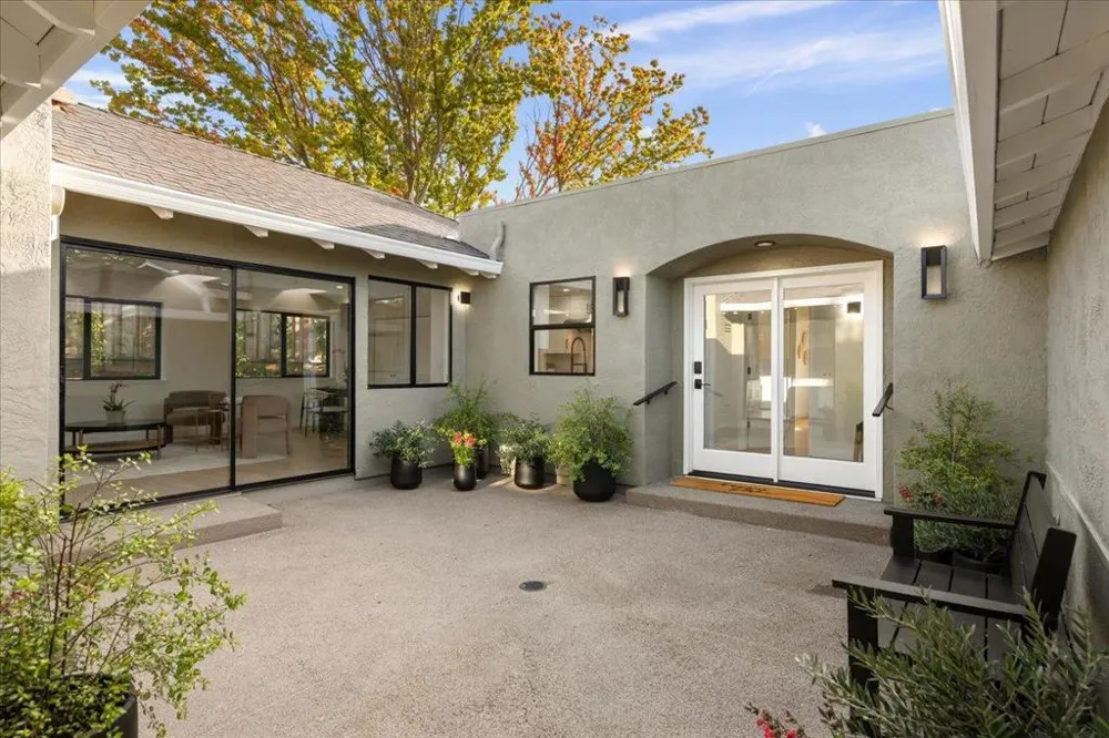 198 Greenwich Drive Pleasant Hill, CA 94523